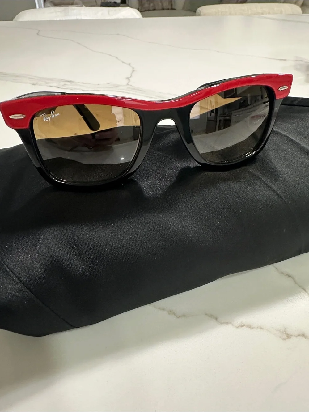 Ray-Ban Two-Tone Red and Black Wayfarer Sunglasses with Gradient Lenses